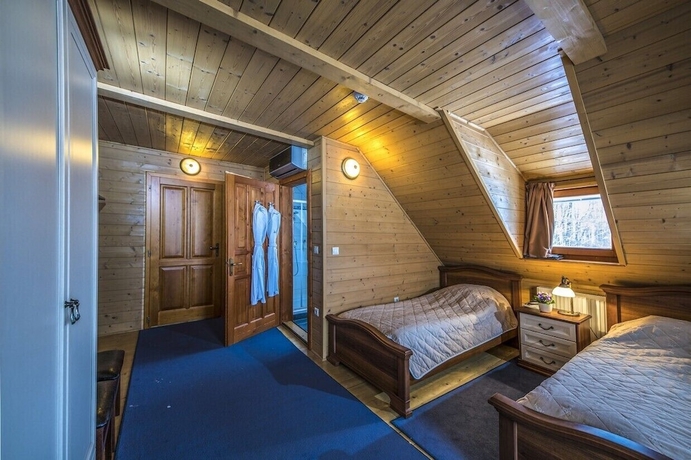 Imagen de la habitación del Hotel Forest Hills and Golf Zirc. Foto 8