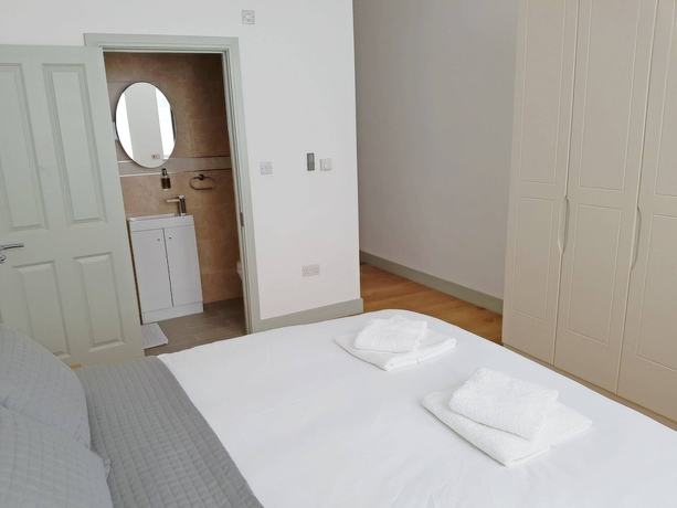 Imagen de la habitación del Hotel Forest House, Londres. Foto 15