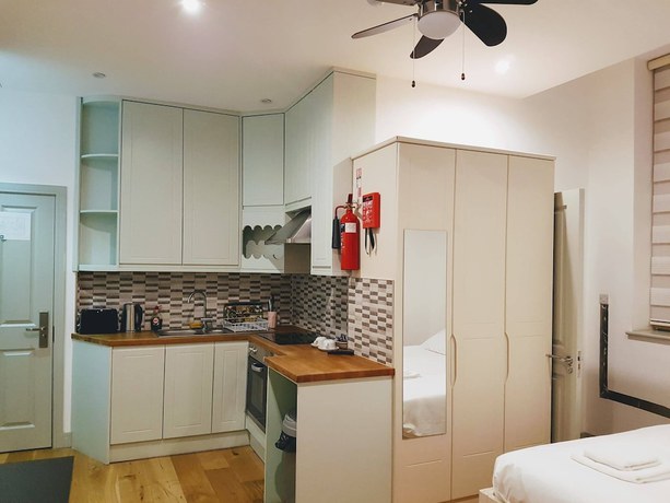 Imagen de la habitación del Hotel Forest House, Londres. Foto 19