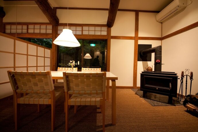 Imagen del bar/restaurante del Hotel Forest Inn Born. Foto 20