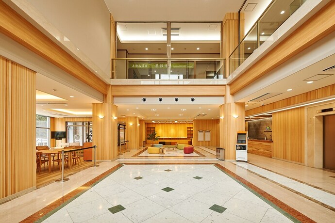 Imagen de los interiores del Hotel Forest Kamikita. Foto 35
