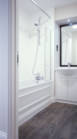 Imagen de la habitación del Hotel Forest Lodge. Foto 7