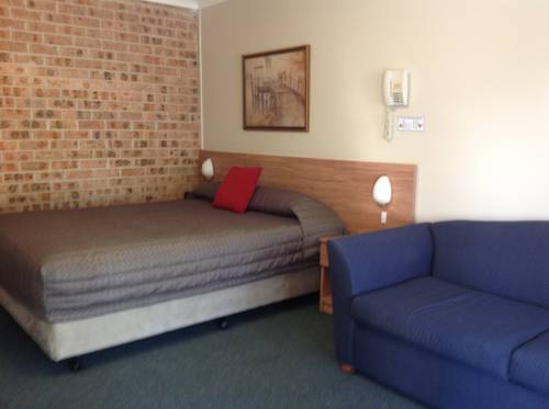 Imagen de la habitación del Hotel Forest Lodge Motor Inn and Restaurant. Foto 4