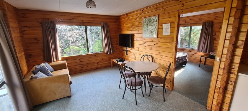 Imagen de la habitación del Hotel Forest Peak Motel. Foto 16