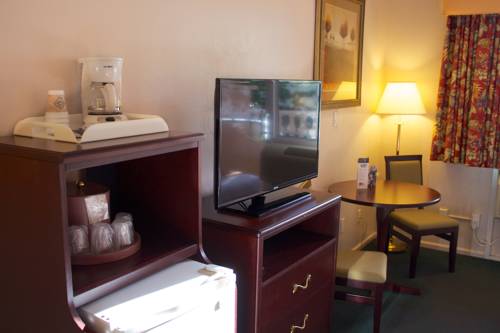 Imagen de la habitación del Hotel Forest Villas. Foto 2
