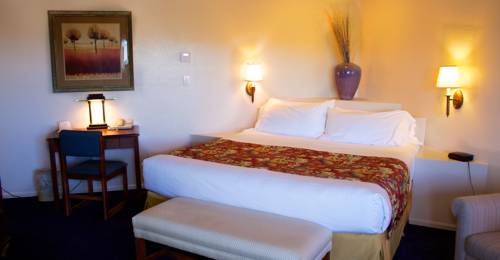 Imagen de la habitación del Hotel Forest Villas. Foto 4