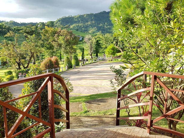 Imagen de la habitación del Hotel Foresta Hill Resort. Foto 16