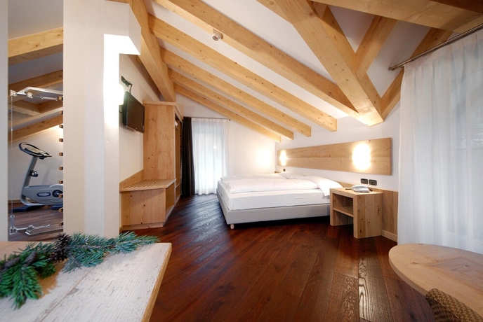 Imagen de la habitación del Hotel Foresta, Someda. Foto 3