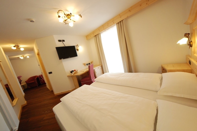 Imagen de la habitación del Hotel Foresta, Someda. Foto 8