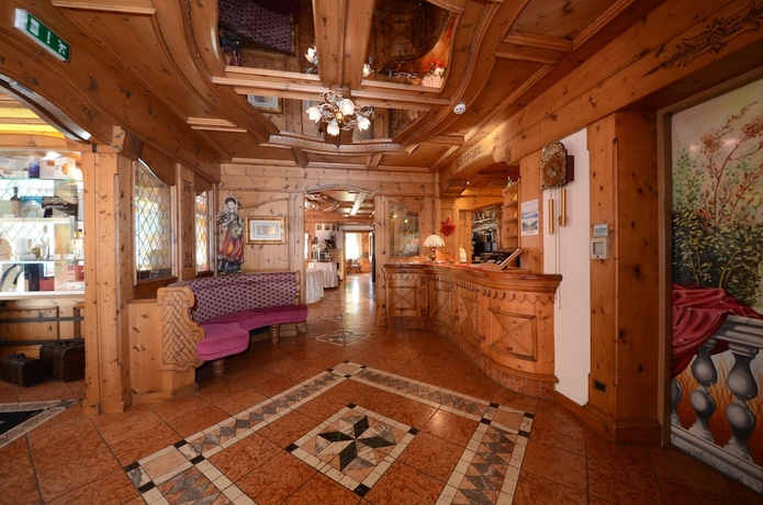 Imagen de los interiores del Hotel Foresta, Someda. Foto 19