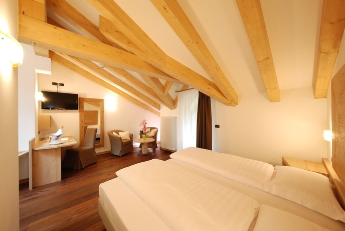 Imagen de la habitación del Hotel Foresta, Someda. Foto 16