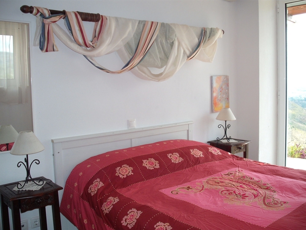 Imagen de los interiores del Hotel Forestata Village. Foto 15