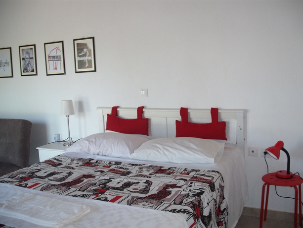 Imagen de la habitación del Hotel Forestata Village. Foto 10