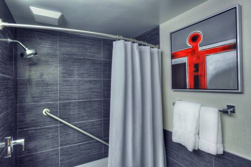 Imagen de la habitación del Hotel Forestel. Foto 15