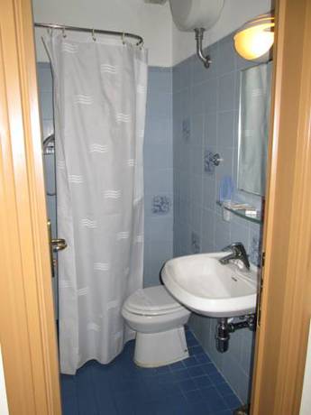 Imagen de la habitación del Hotel Foresteria Valdese Di Firenze. Foto 3