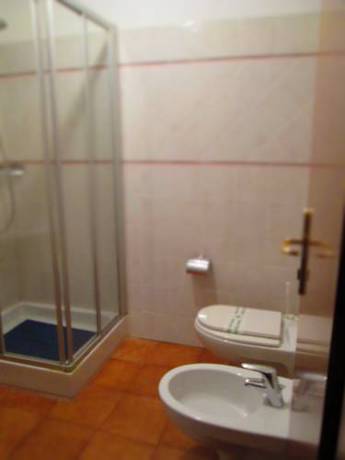 Imagen de la habitación del Hotel Foresteria Valdese Di Firenze. Foto 4