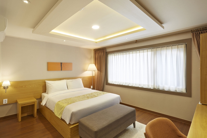 Imagen de la habitación del Hotel Foret. Foto 8