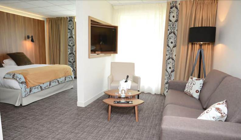 Imagen de la habitación del Hotel Forges. Foto 5