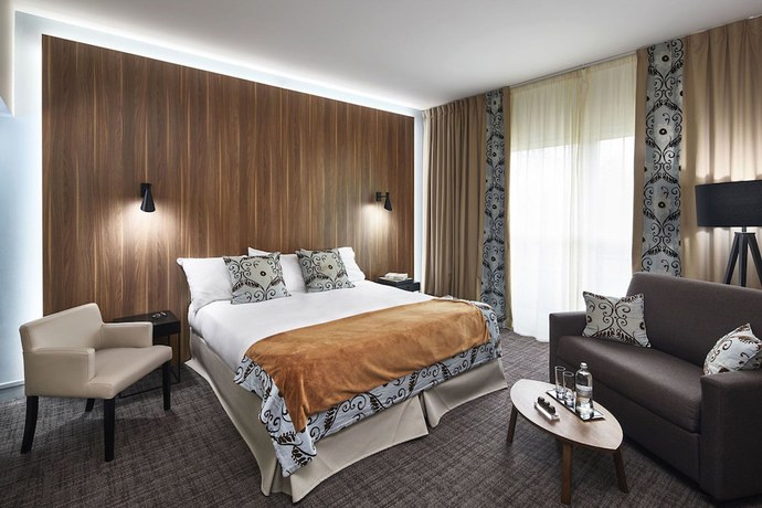 Imagen de la habitación del Hotel Forges. Foto 7