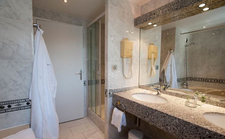 Imagen de la habitación del Hotel Forges. Foto 8