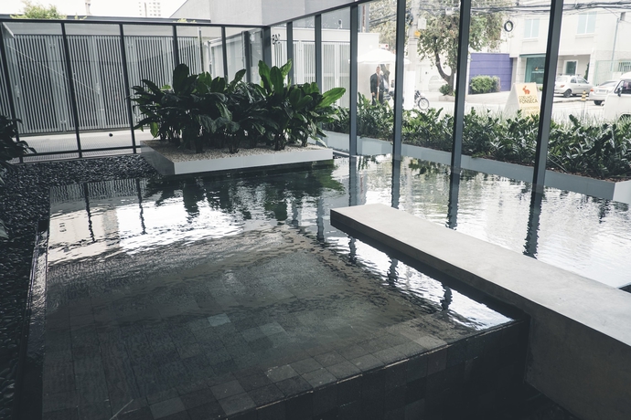 Imagen de la piscina del Hotel Forma Itaim. Foto 18