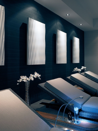 Imagen de la piscina del Hotel Formby Hall Golf Resort and Spa. Foto 9