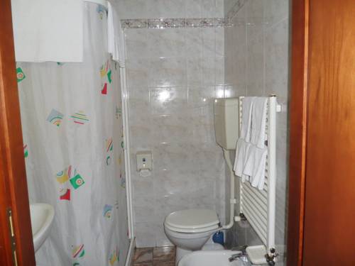 Imagen de la habitación del Hotel Formica. Foto 10