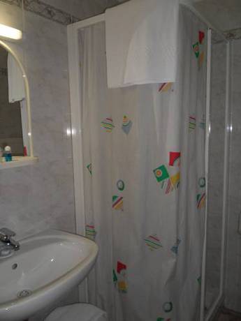 Imagen de la habitación del Hotel Formica. Foto 13