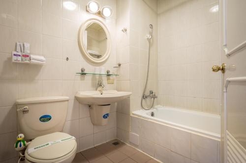 Imagen de la habitación del Hotel Formosa Corridor. Foto 8