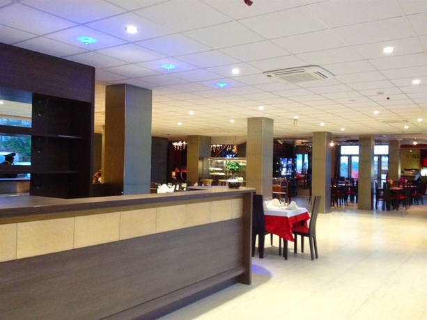 Imagen de los interiores del Hotel Formula International and Puravita Spa. Foto 11
