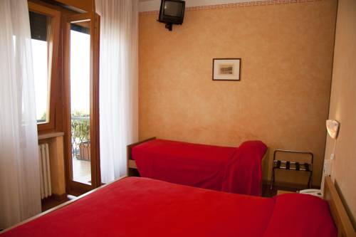 Imagen de la habitación del Hotel Fornaci. Foto 15