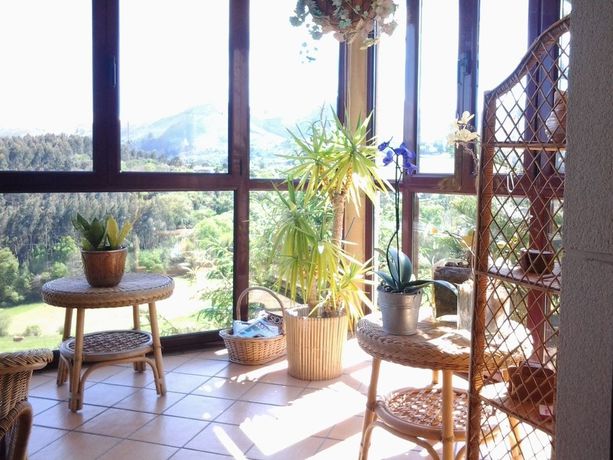 Imagen de los interiores del Hotel Foronda. Foto 10