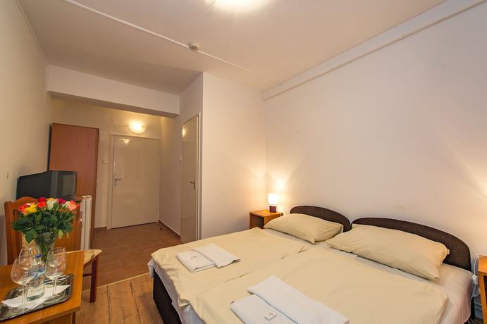 Imagen de la habitación del Hotel Forr&aacute;s Zalakaros. Foto 4