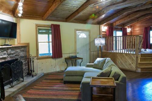 Imagen de la habitación del Hotel Forrest Hills Mountain Resort. Foto 7