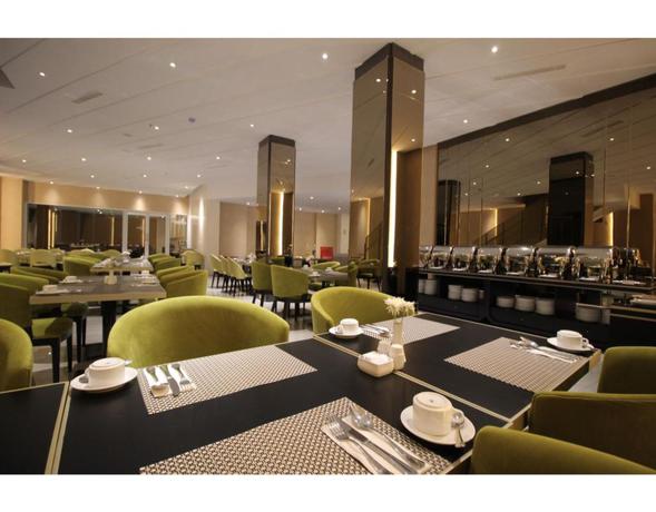 Imagen del bar/restaurante del Hotel Forriz. Foto 4