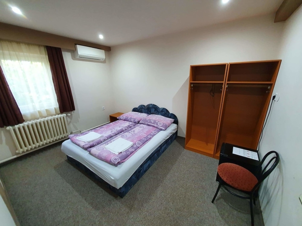 Imagen de la habitación del Hotel Forró Fogadó. Foto 6