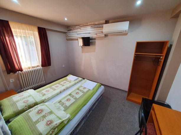 Imagen de la habitación del Hotel Forró Fogadó. Foto 13