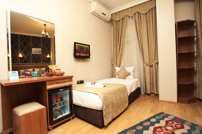 Imagen de la habitación del Hotel Fors. Foto 12