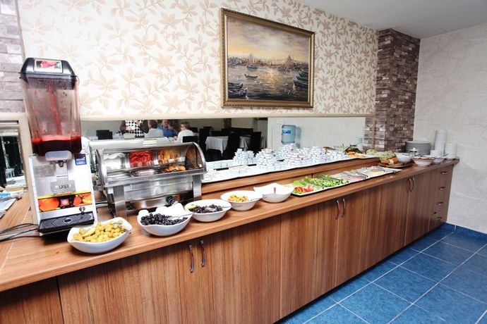 Imagen del bar/restaurante del Hotel Fors, Fatih. Foto 4