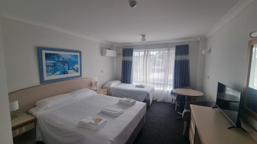 Imagen de la habitación del Hotel Forstay Motel. Foto 15