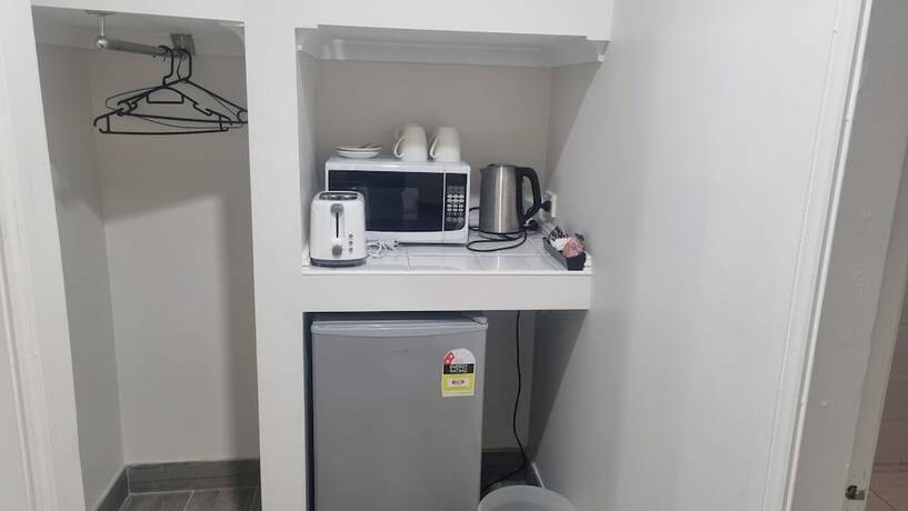 Imagen de la habitación del Hotel Forstay Motel. Foto 16