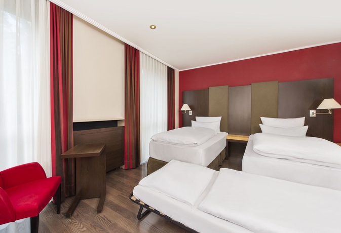 Imagen de los interiores del Hotel Forsthaus Nürnberg Fürth. Foto 12