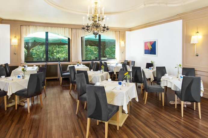 Imagen del bar/restaurante del Hotel Forsthaus Nürnberg Fürth. Foto 5