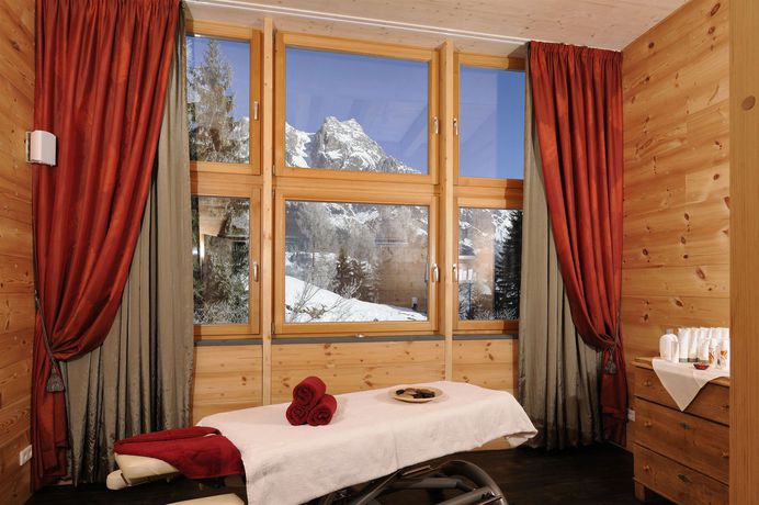 Imagen de los interiores del Hotel Forsthofalm. Foto 12