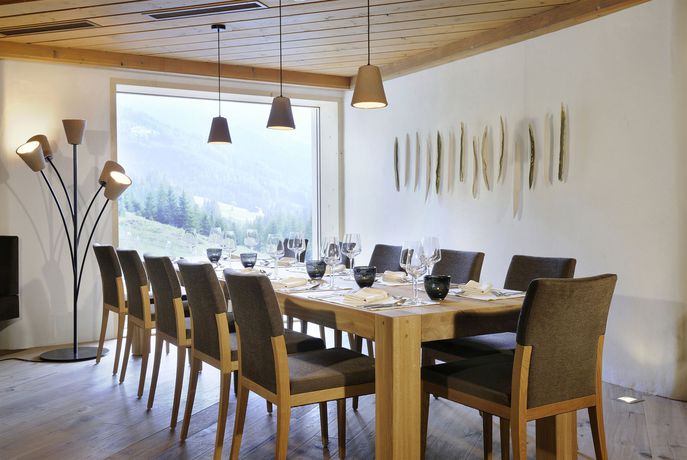 Imagen de la piscina del Hotel Forsthofalm. Foto 16