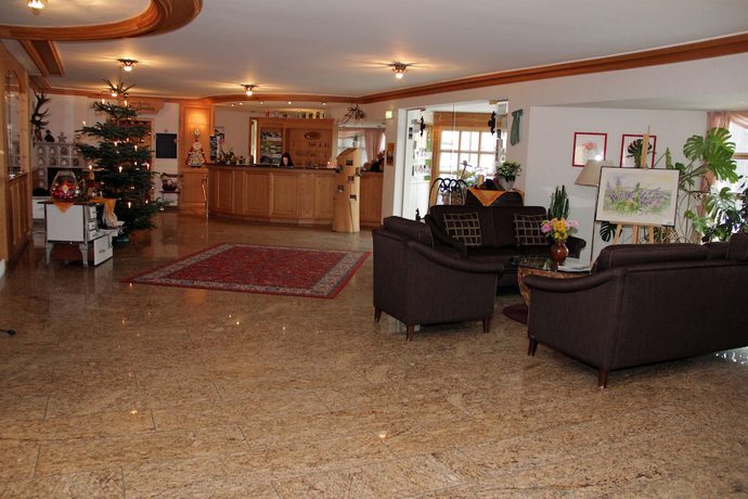 Imagen de los interiores del Hotel Forstmeister, Sch&ouml;nheide. Foto 16