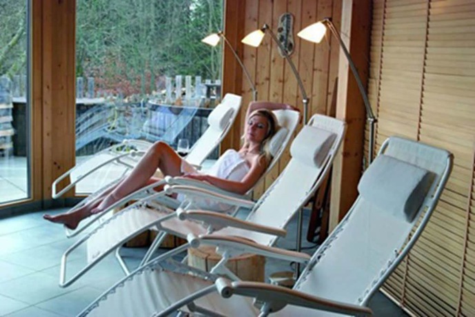 Imagen de la piscina del Hotel Forstmeister, Sch&ouml;nheide. Foto 19