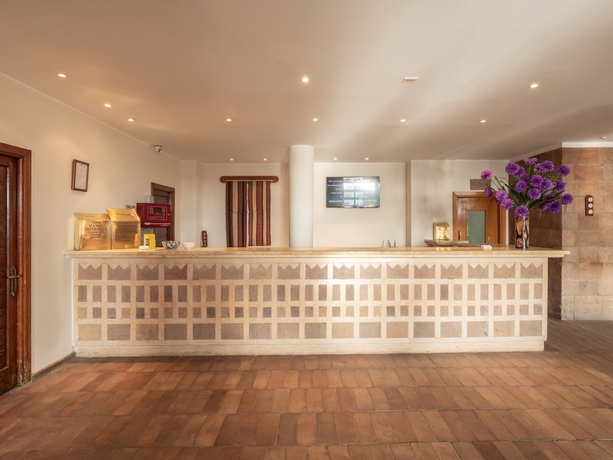 Imagen de los interiores del Hotel Fort Arabesque Resort, Spa and Villas. Foto 14