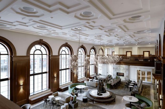 Imagen de los interiores del Hotel Fort Des Moines, Curio Collection by Hilton. Foto 13