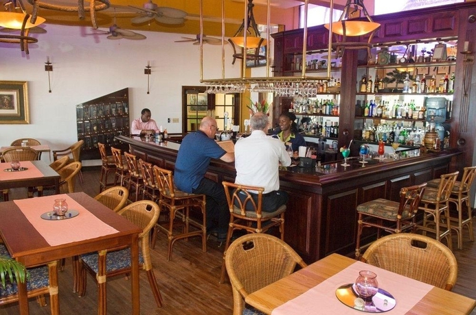 Imagen de los interiores del Hotel Fort George Hotel and Spa Belize. Foto 10